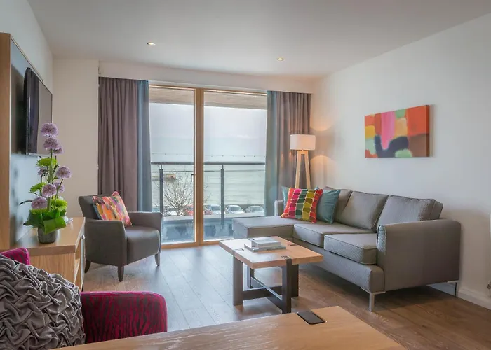 מלון דירות Talbot At Stonebridge 4*